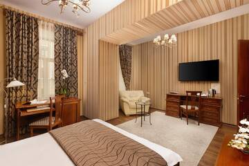 Люкс с одной спальней в Гостинице Рождественский дворик